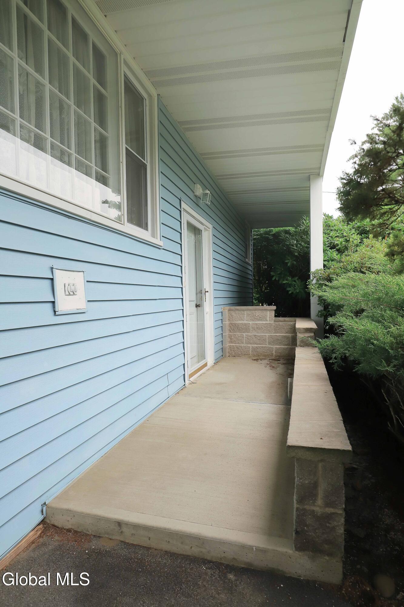 314 Jeanette Drive Schenectady NY 12306