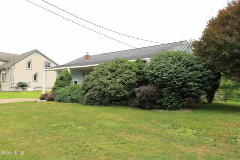 314 Jeanette Drive Schenectady NY 12306