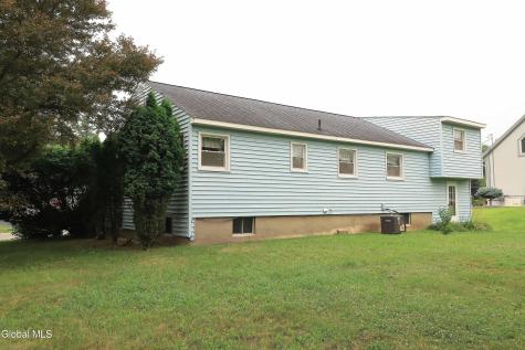314 Jeanette Drive Schenectady NY 12306