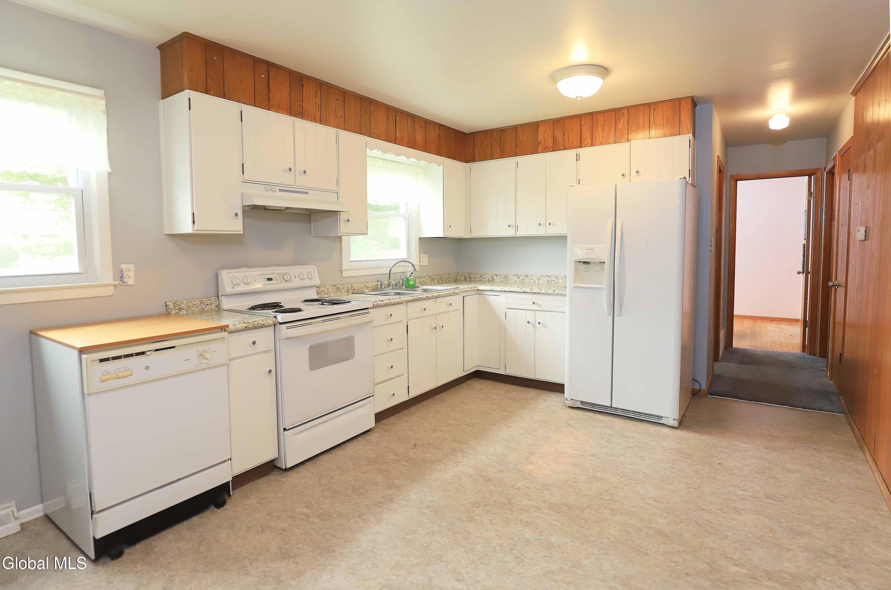 314 Jeanette Drive Schenectady NY 12306