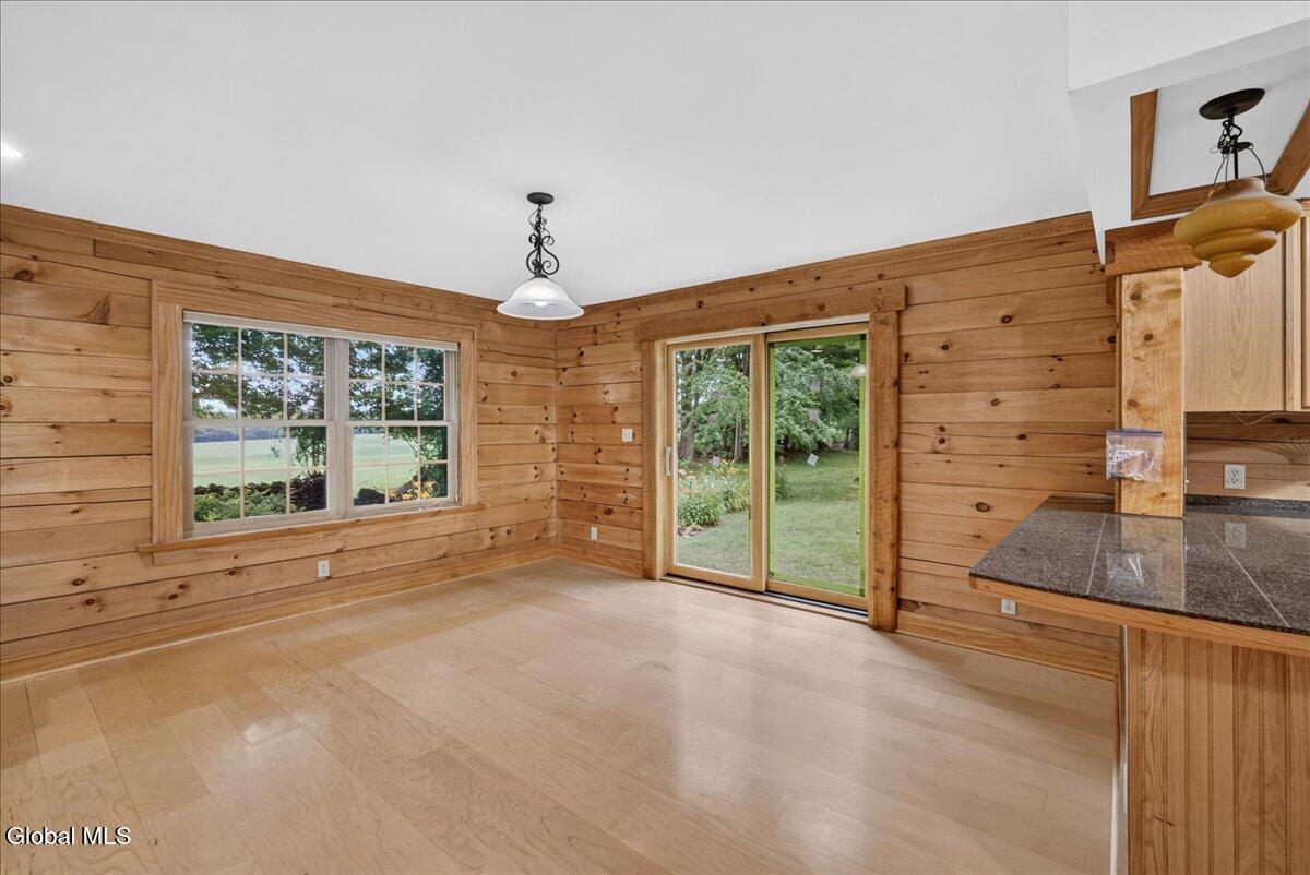2274 Touareuna Road Amsterdam NY 12010