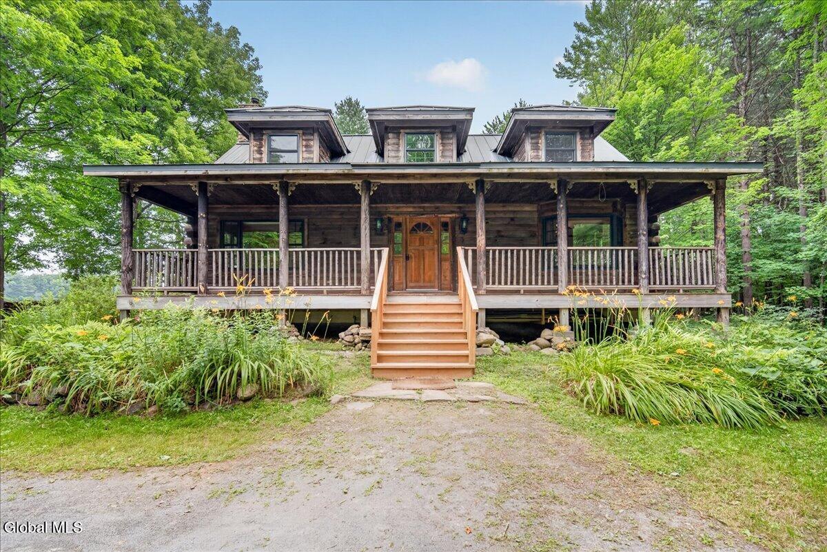 2274 Touareuna Road Amsterdam NY 12010