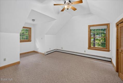 2274 Touareuna Road Amsterdam NY 12010