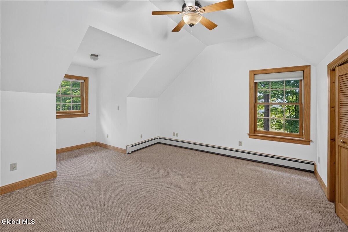 2274 Touareuna Road Amsterdam NY 12010