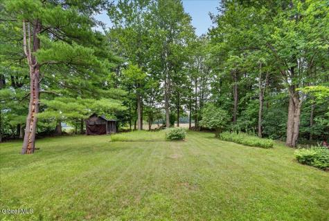 2274 Touareuna Road Amsterdam NY 12010