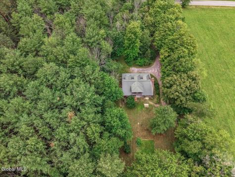2274 Touareuna Road Amsterdam NY 12010