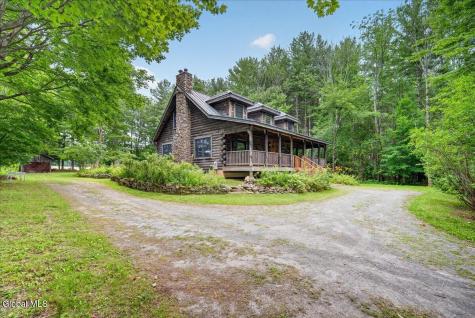 2274 Touareuna Road Amsterdam NY 12010