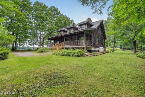 2274 Touareuna Road Amsterdam NY 12010