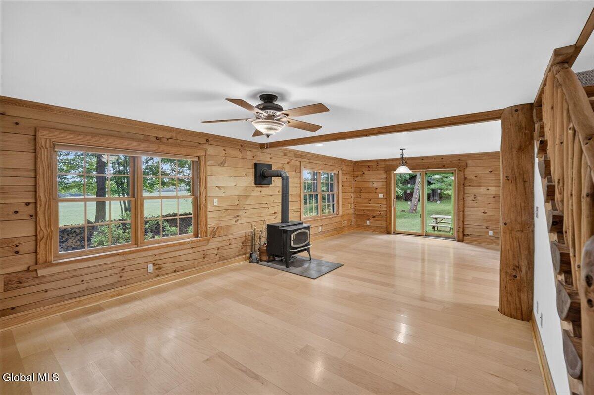 2274 Touareuna Road Amsterdam NY 12010