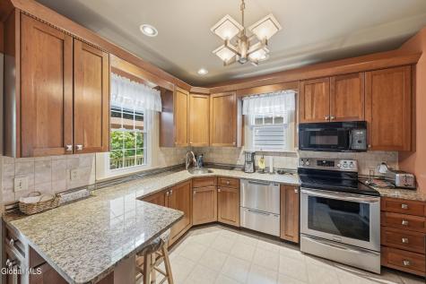 1117 Balltown Road Niskayuna NY 12309
