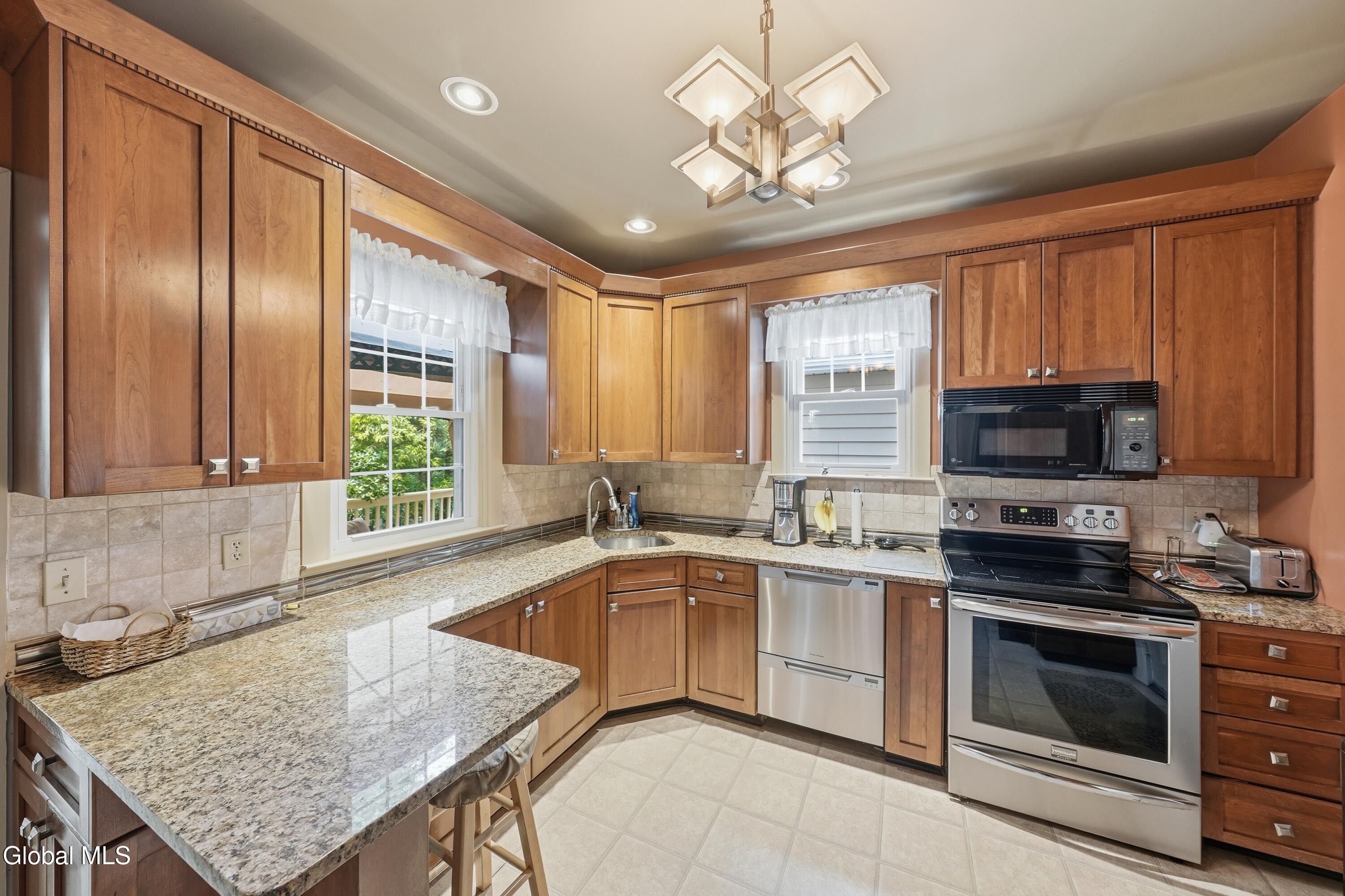 1117 Balltown Road Niskayuna NY 12309