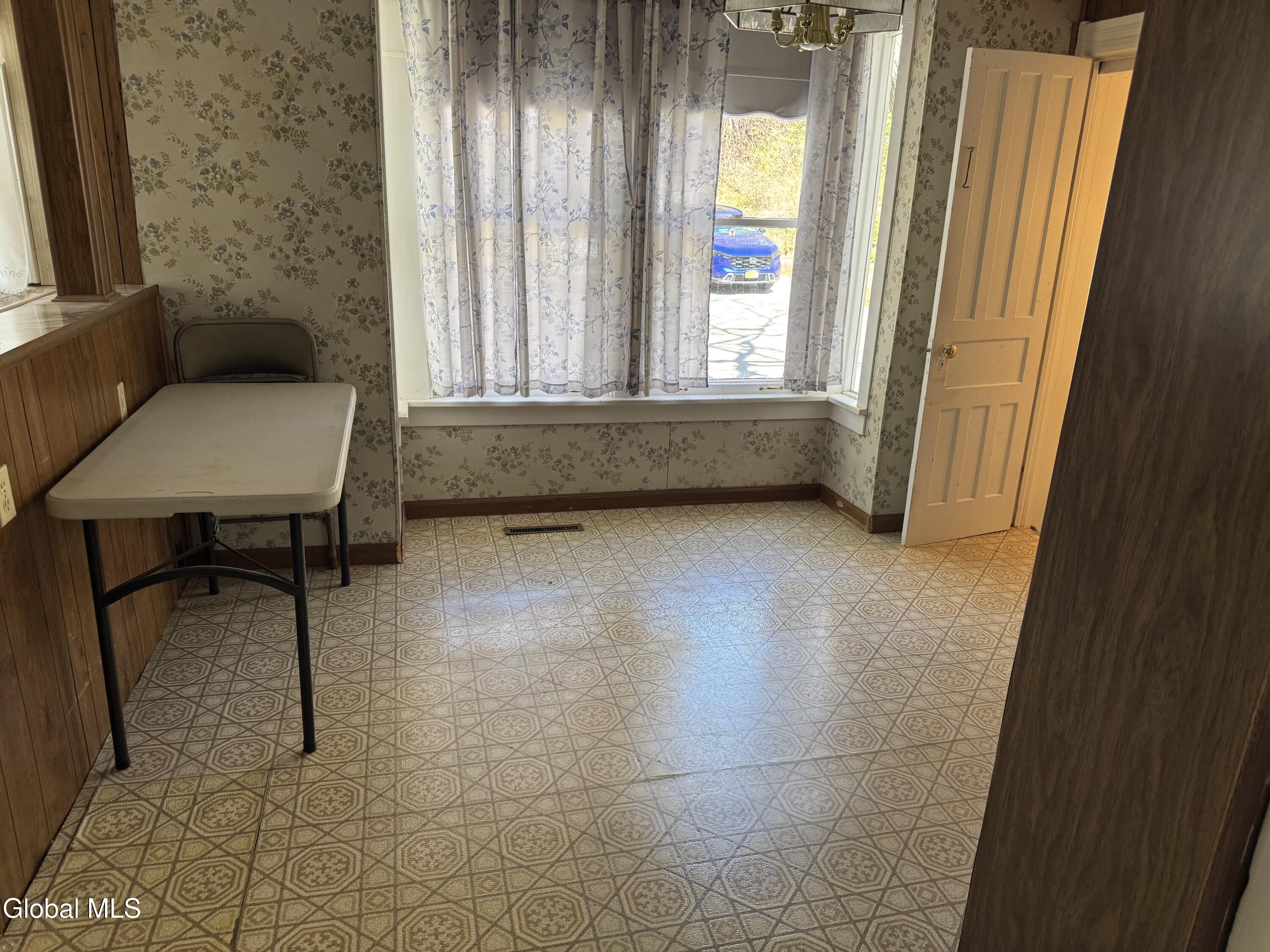 35 Cornell Street Schenectady NY 12304