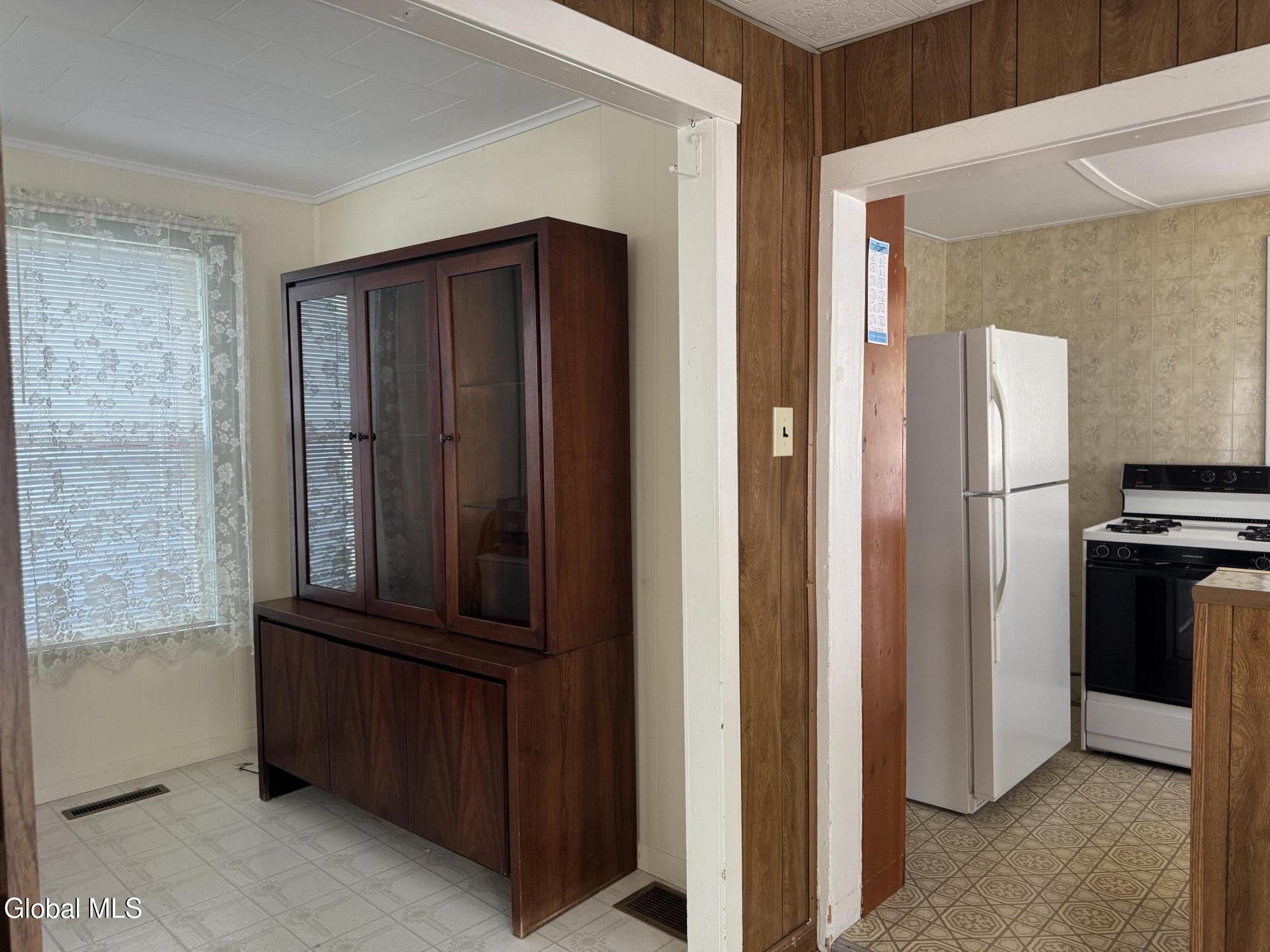 35 Cornell Street Schenectady NY 12304