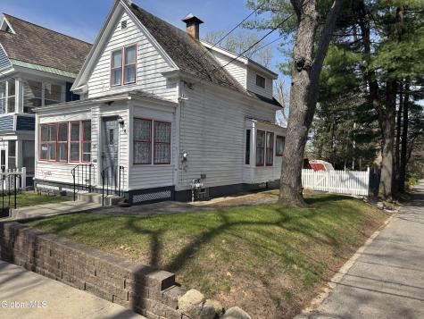 35 Cornell Street Schenectady NY 12304