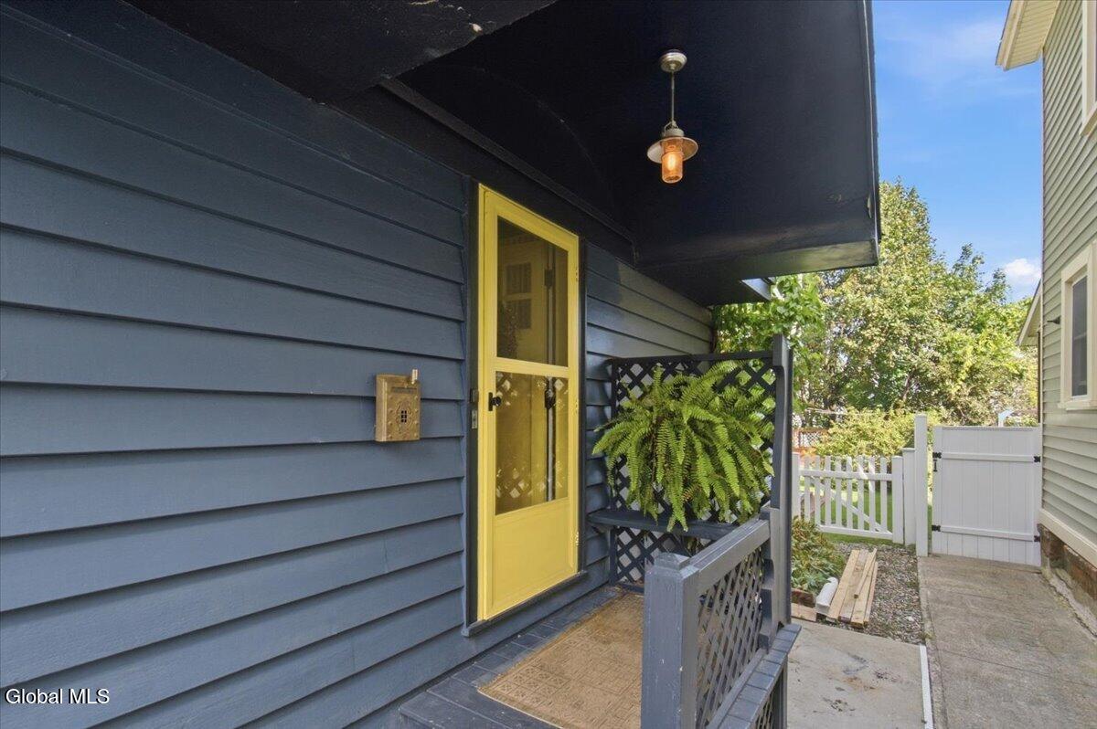 525 Mercer Street Albany NY 12208