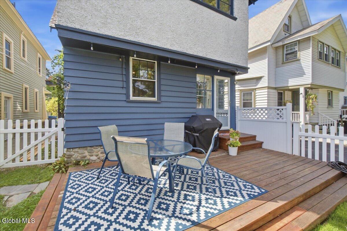 525 Mercer Street Albany NY 12208