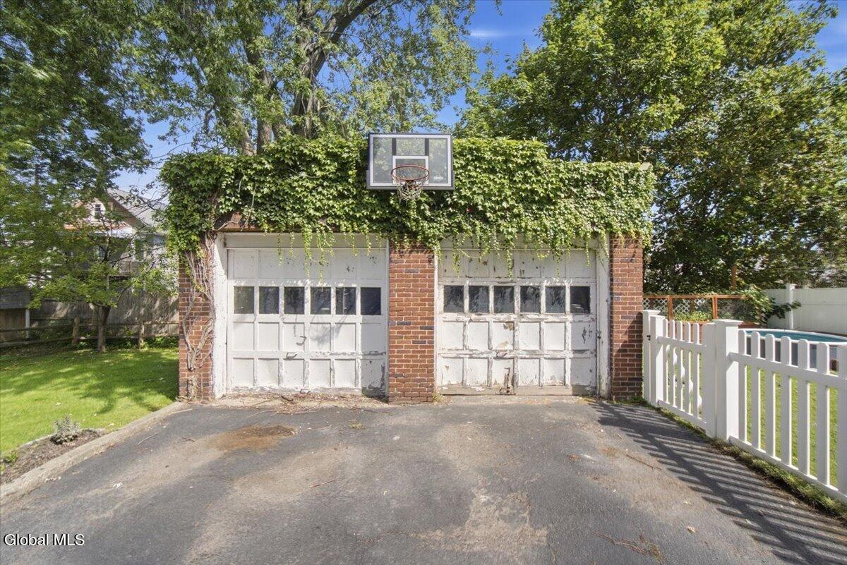 525 Mercer Street Albany NY 12208