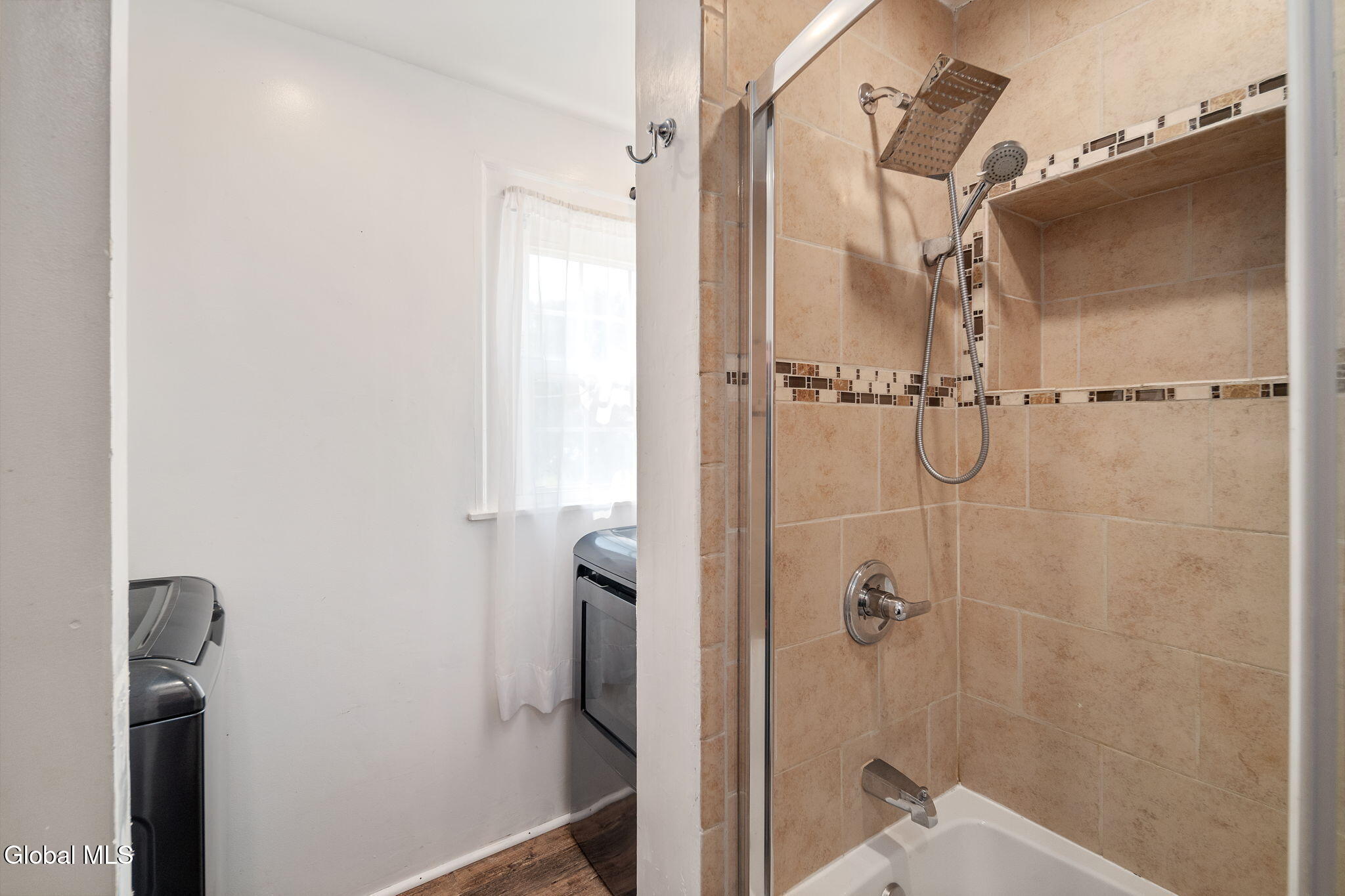 20 W Madison Avenue Johnstown NY 12095