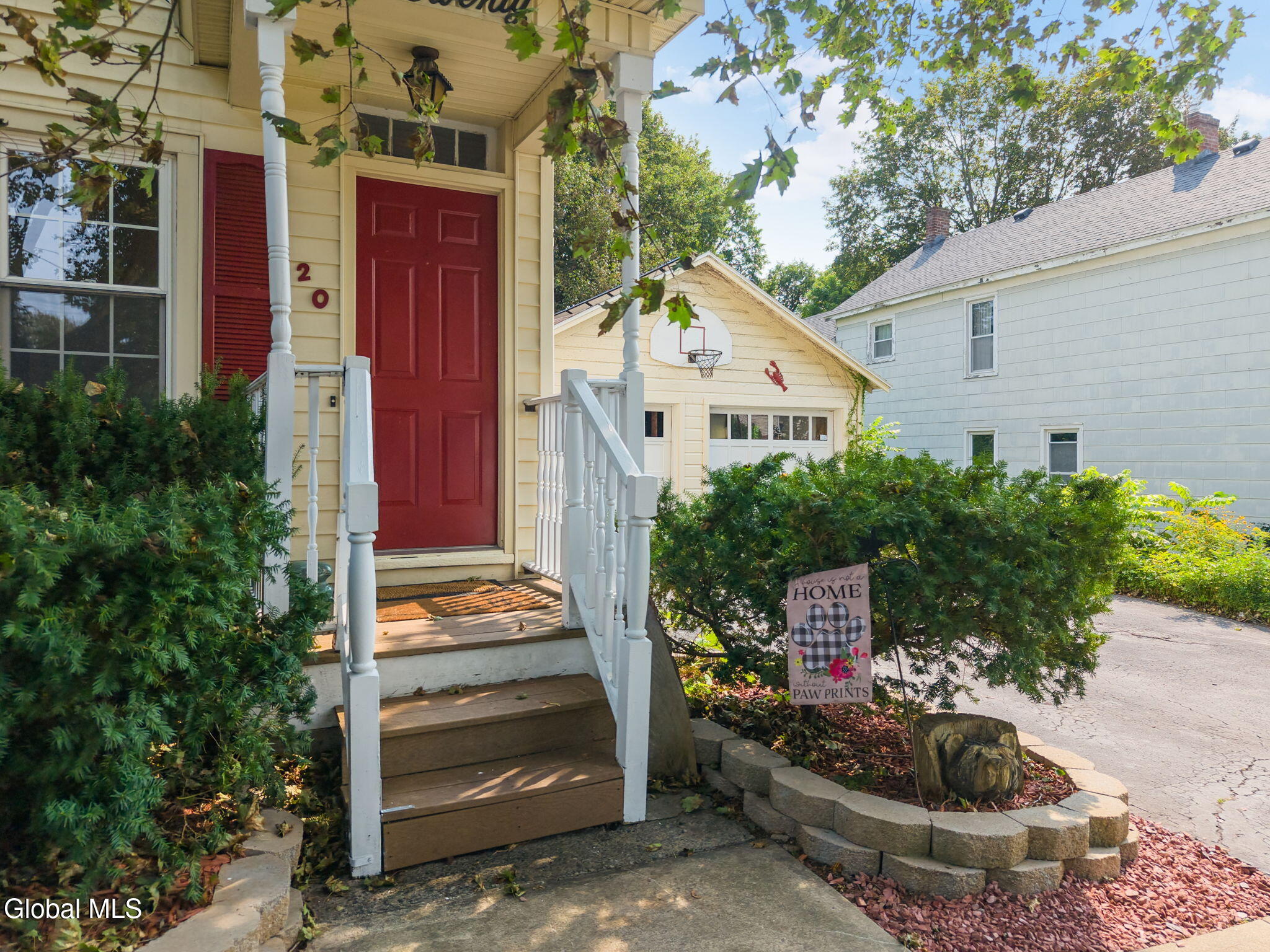 20 W Madison Avenue Johnstown NY 12095