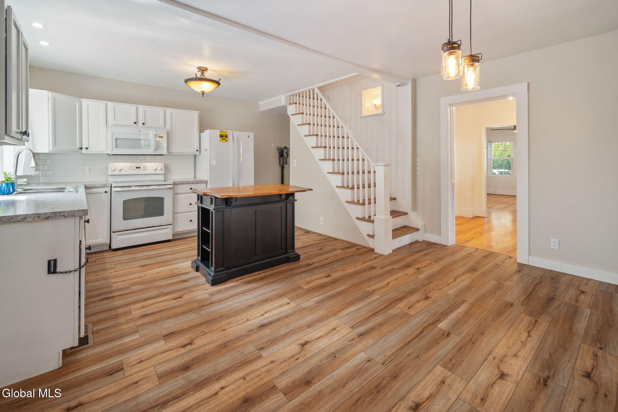 20 W Madison Avenue Johnstown NY 12095