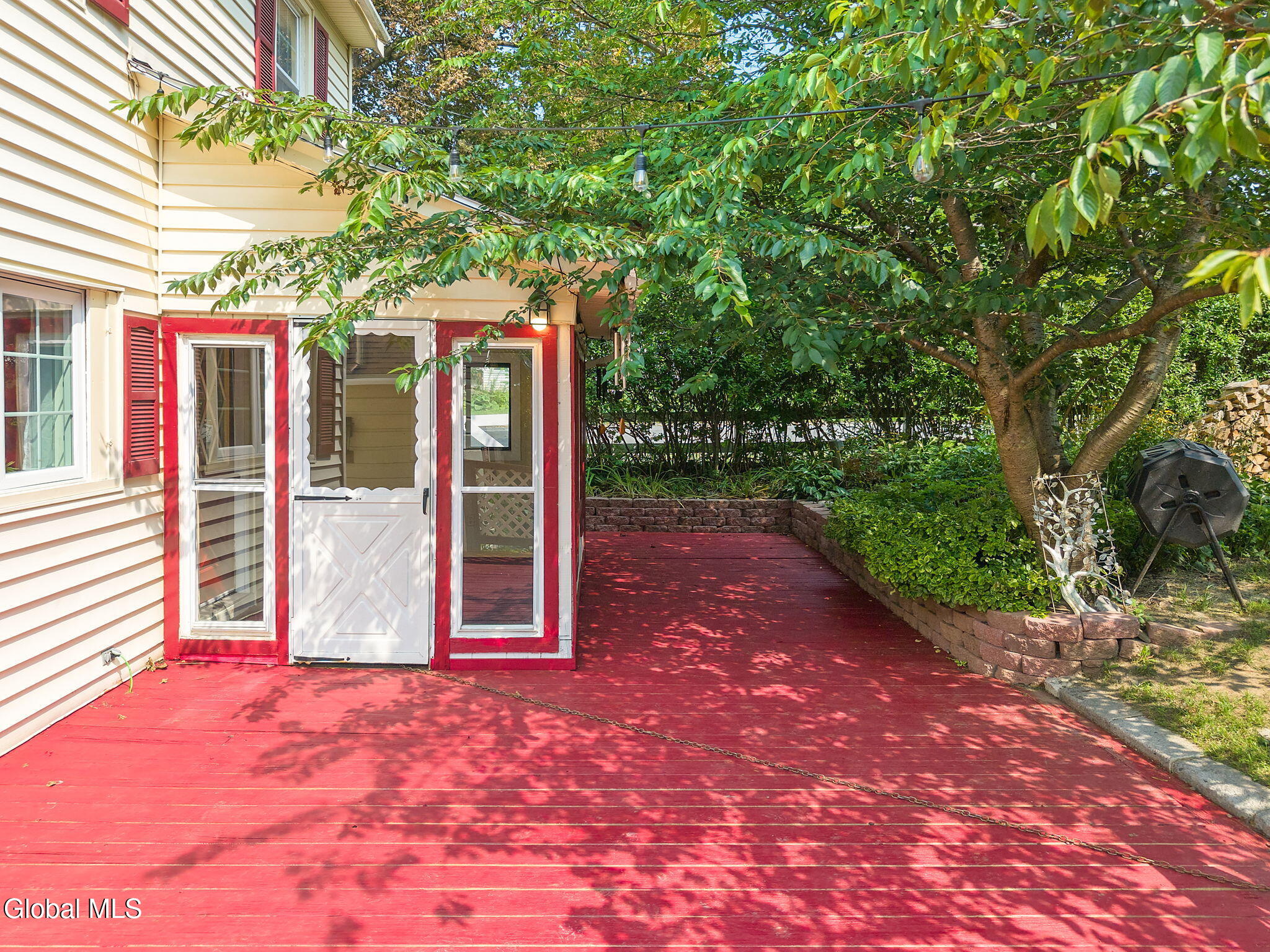 20 W Madison Avenue Johnstown NY 12095