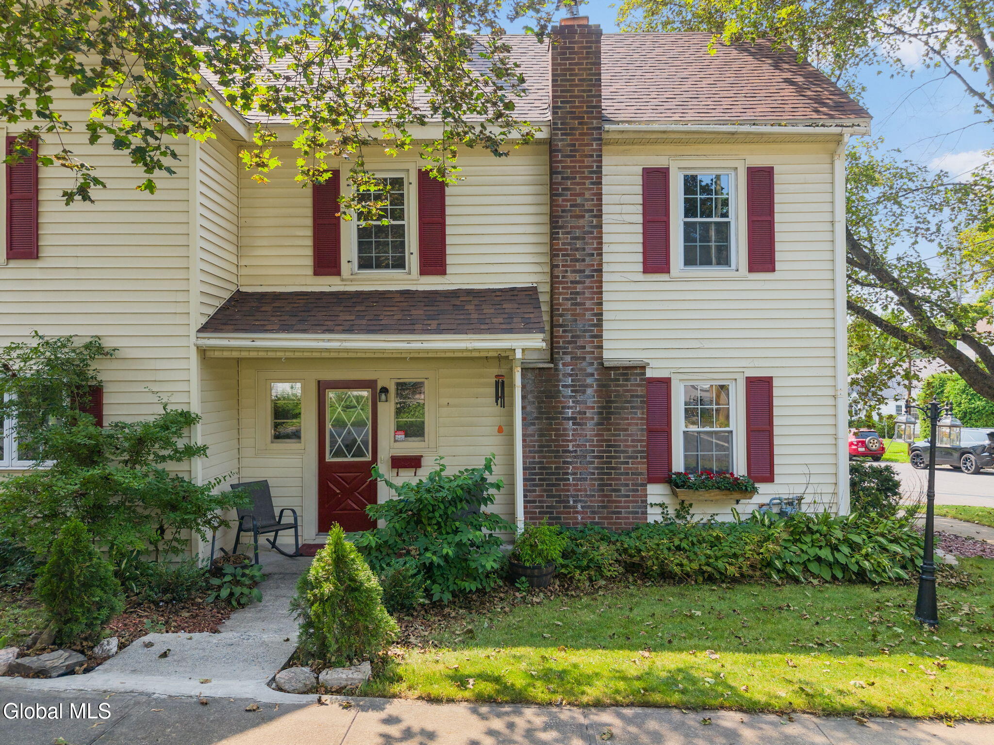 20 W Madison Avenue Johnstown NY 12095