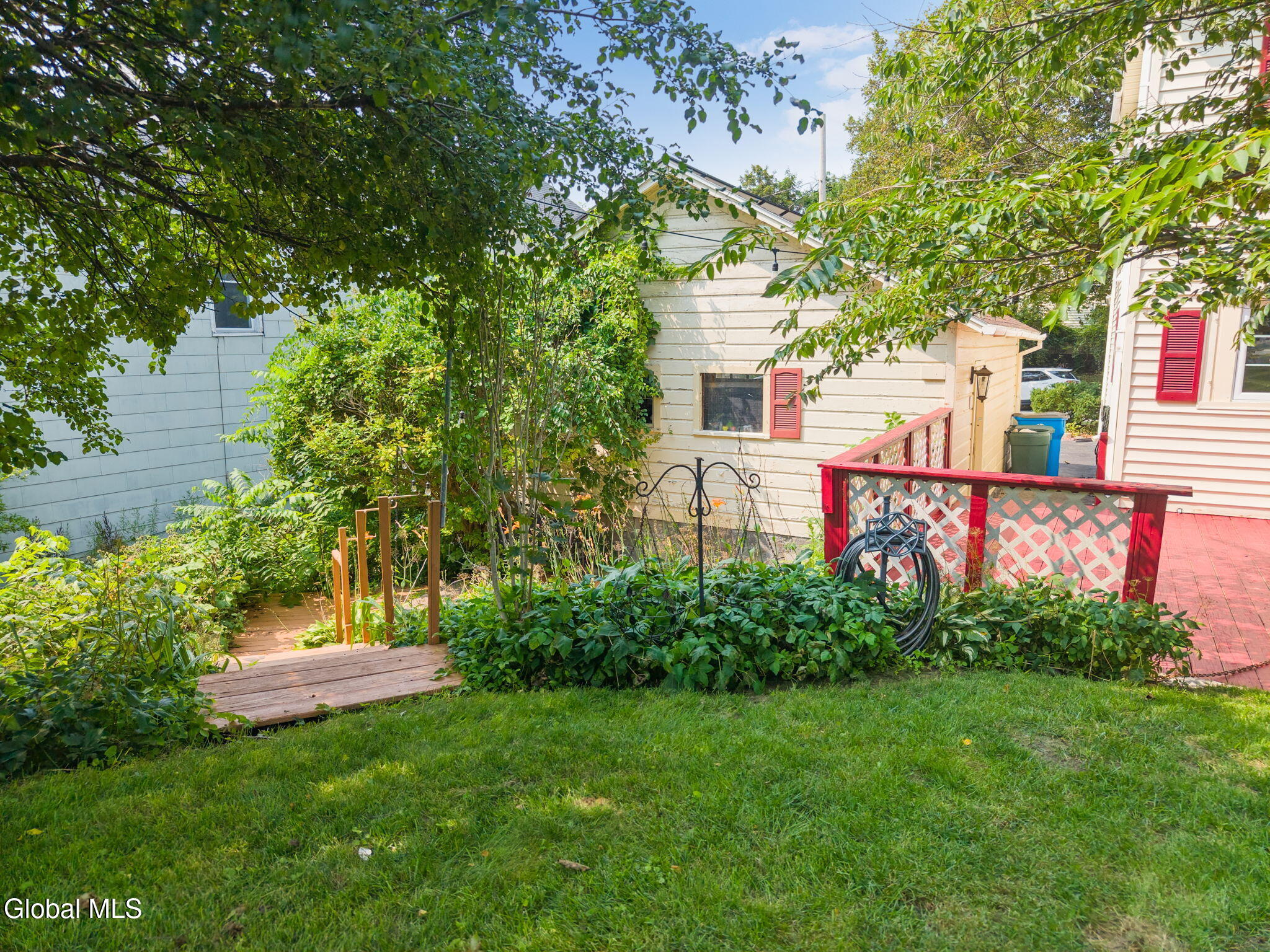 20 W Madison Avenue Johnstown NY 12095