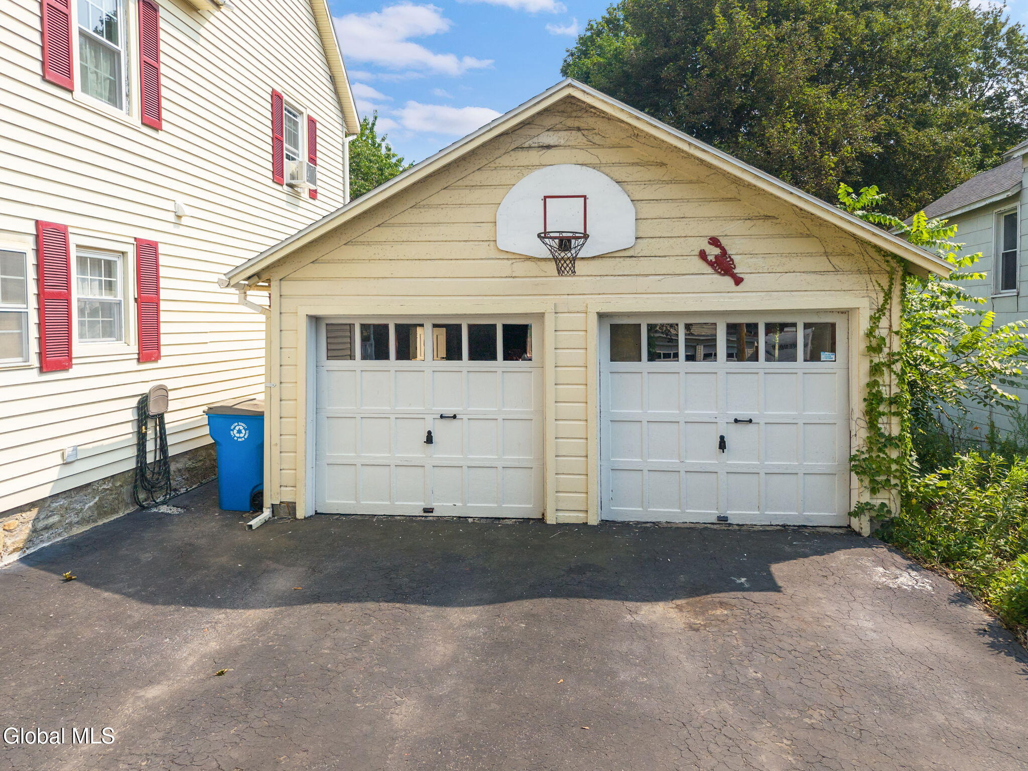 20 W Madison Avenue Johnstown NY 12095