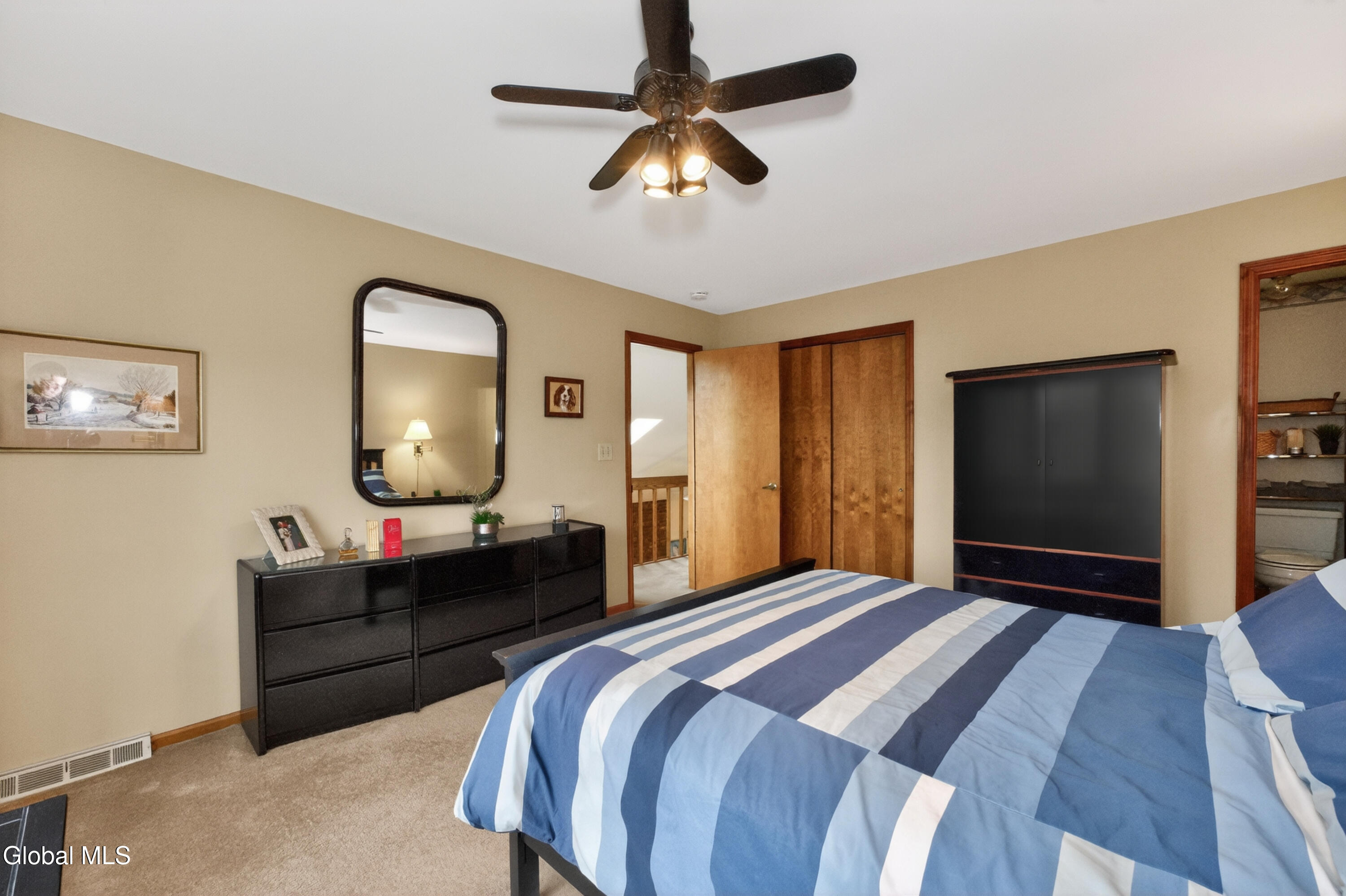 10 Durham Way Clifton Park NY 12065