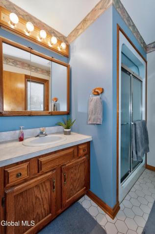 10 Durham Way Clifton Park NY 12065