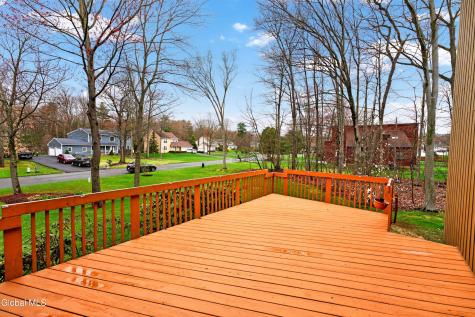 10 Durham Way Clifton Park NY 12065