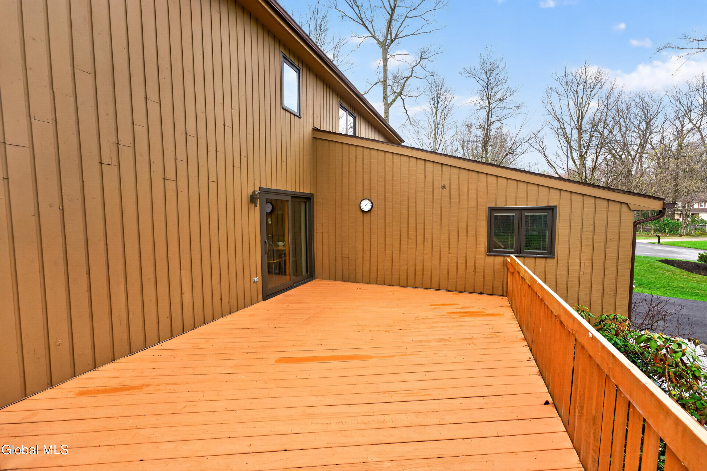 10 Durham Way Clifton Park NY 12065