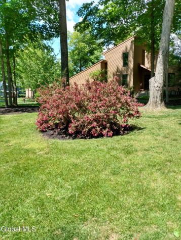 10 Durham Way Clifton Park NY 12065