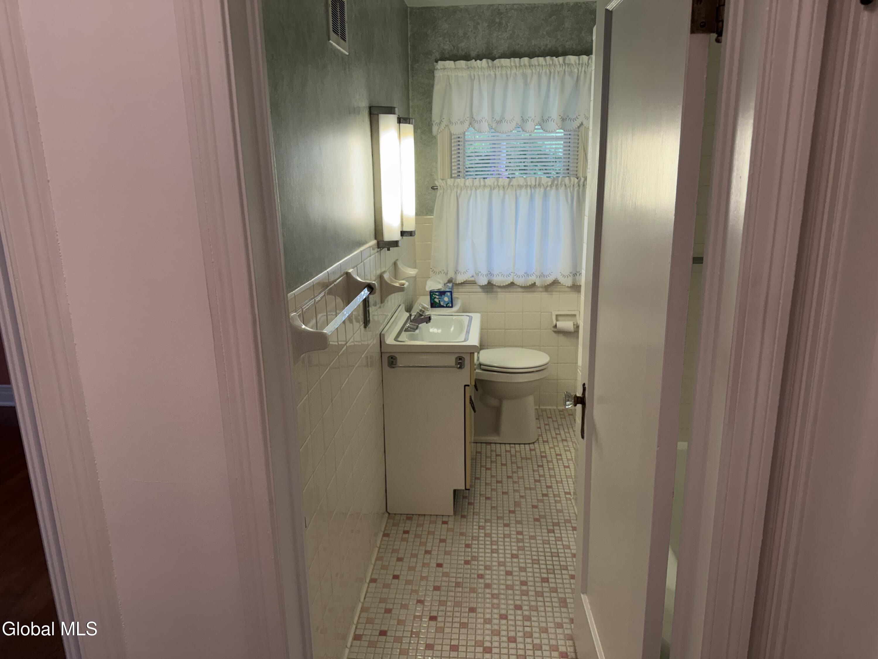 1300 Mcclellan Street Schenectady NY 12309