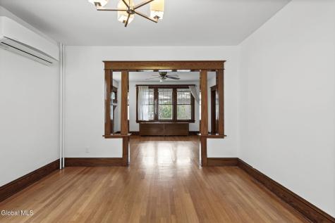 74 Hollywood Avenue Albany NY 12208