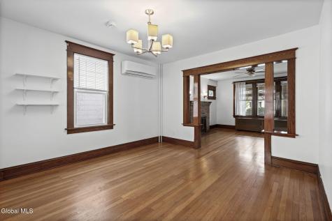 74 Hollywood Avenue Albany NY 12208