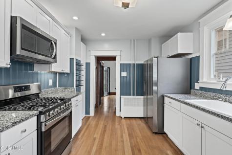 74 Hollywood Avenue Albany NY 12208