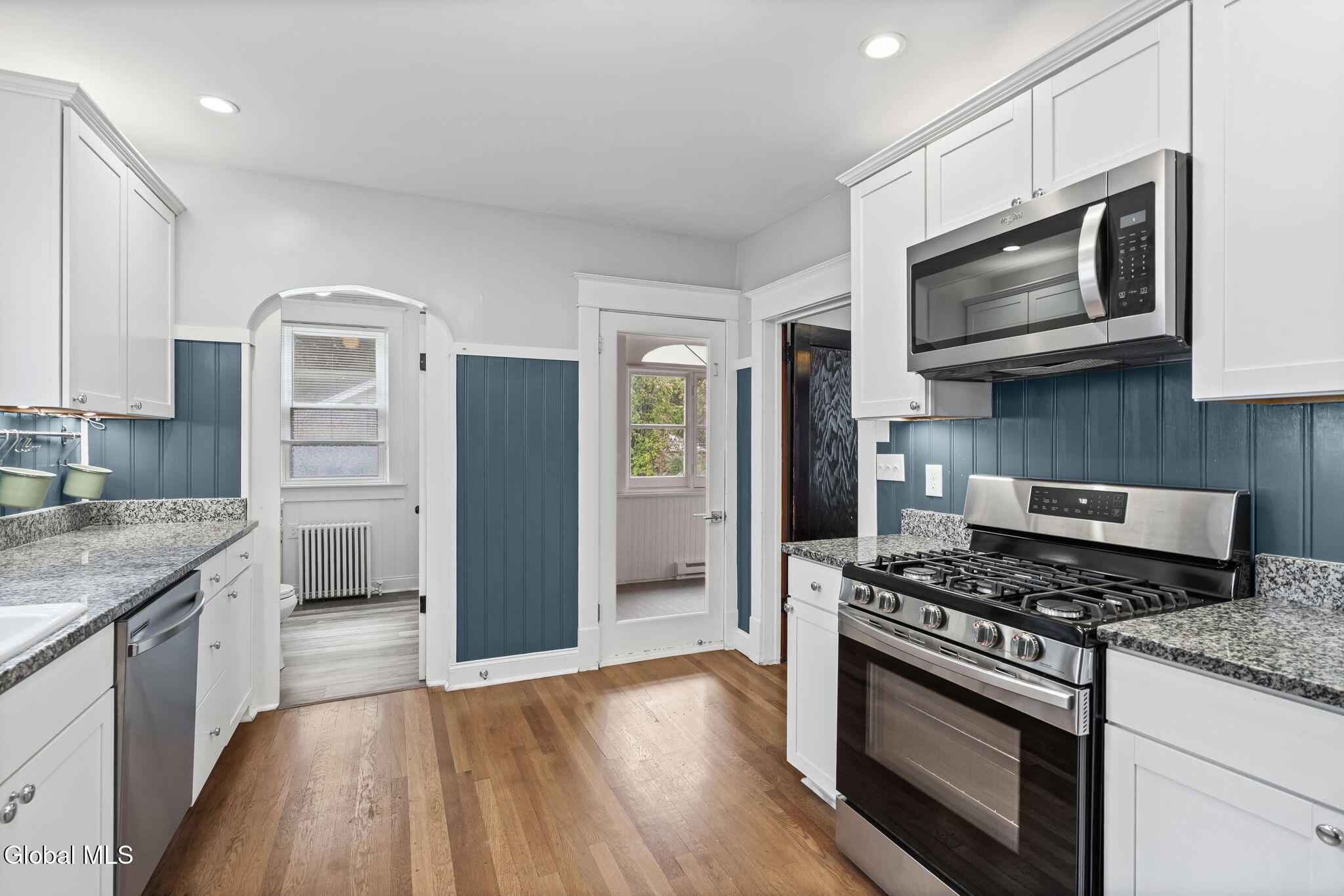 74 Hollywood Avenue Albany NY 12208