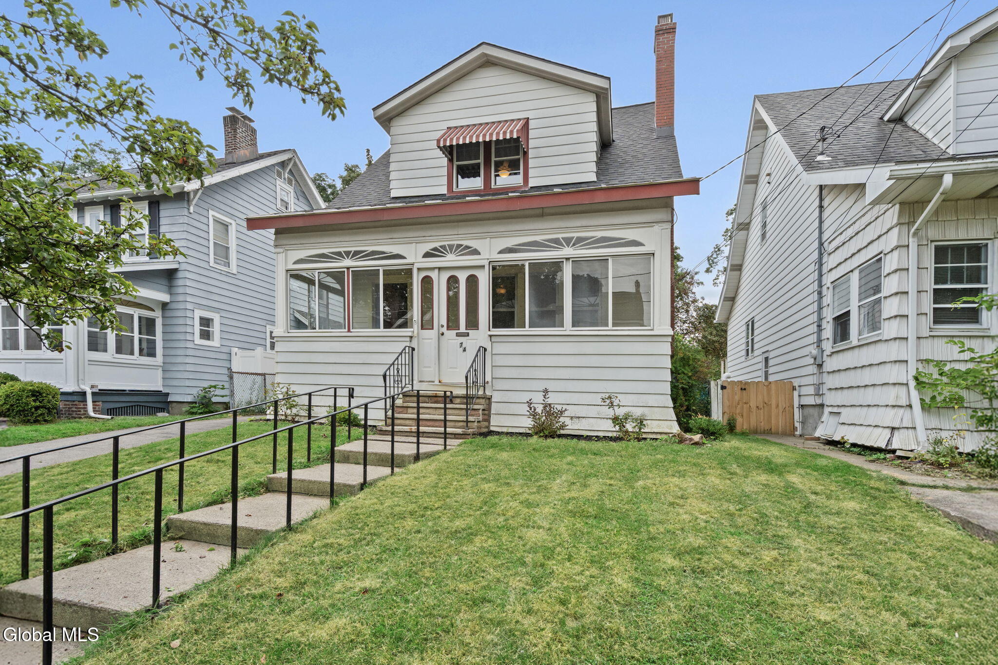 74 Hollywood Avenue Albany NY 12208