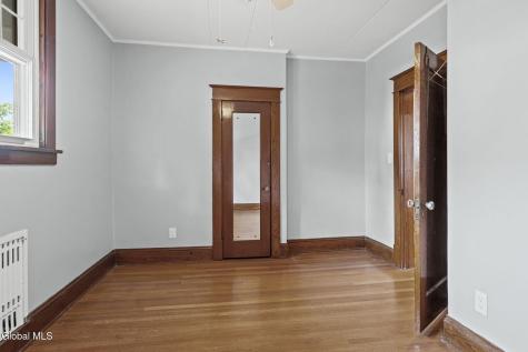 74 Hollywood Avenue Albany NY 12208