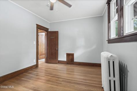 74 Hollywood Avenue Albany NY 12208