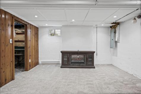 74 Hollywood Avenue Albany NY 12208