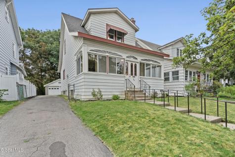 74 Hollywood Avenue Albany NY 12208