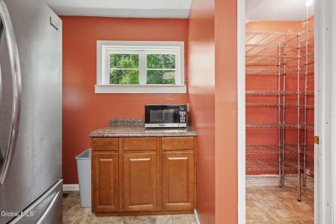 367 Closson Road Glenville NY 12302