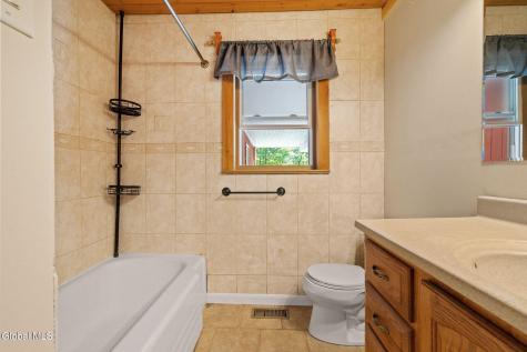 367 Closson Road Glenville NY 12302