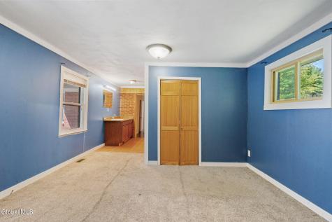 367 Closson Road Glenville NY 12302
