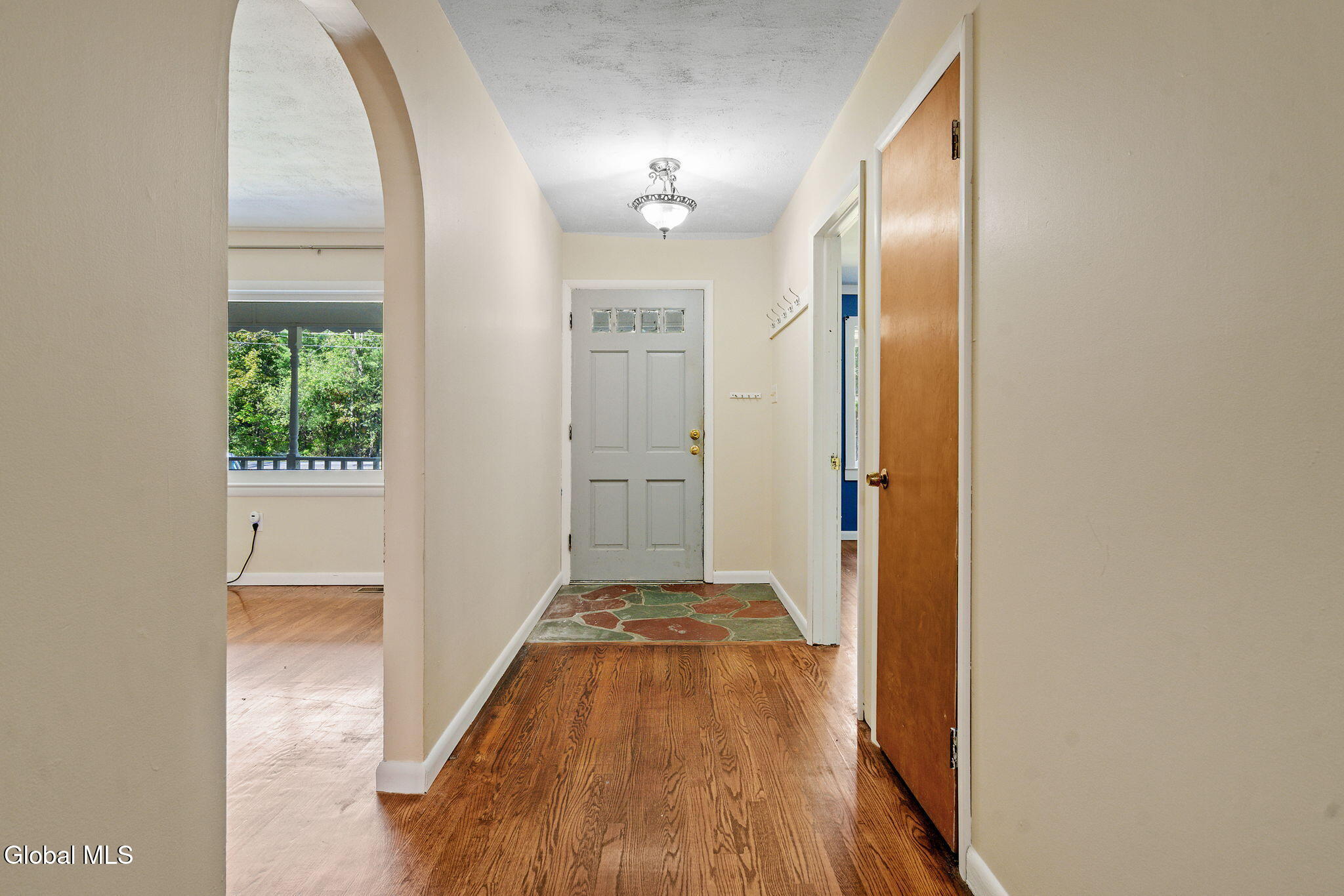 367 Closson Road Glenville NY 12302