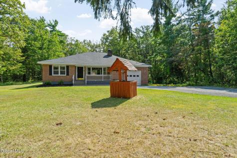 367 Closson Road Glenville NY 12302