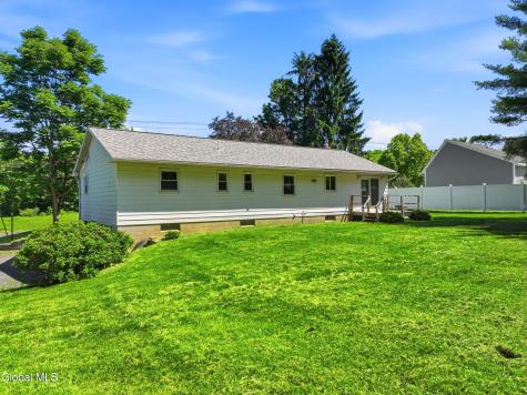 103 Smith Road Mechanicville NY 12118