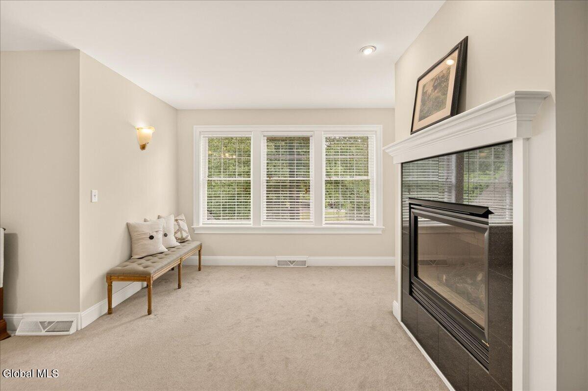 7 Hunter Hill Road Ballston NY 12019